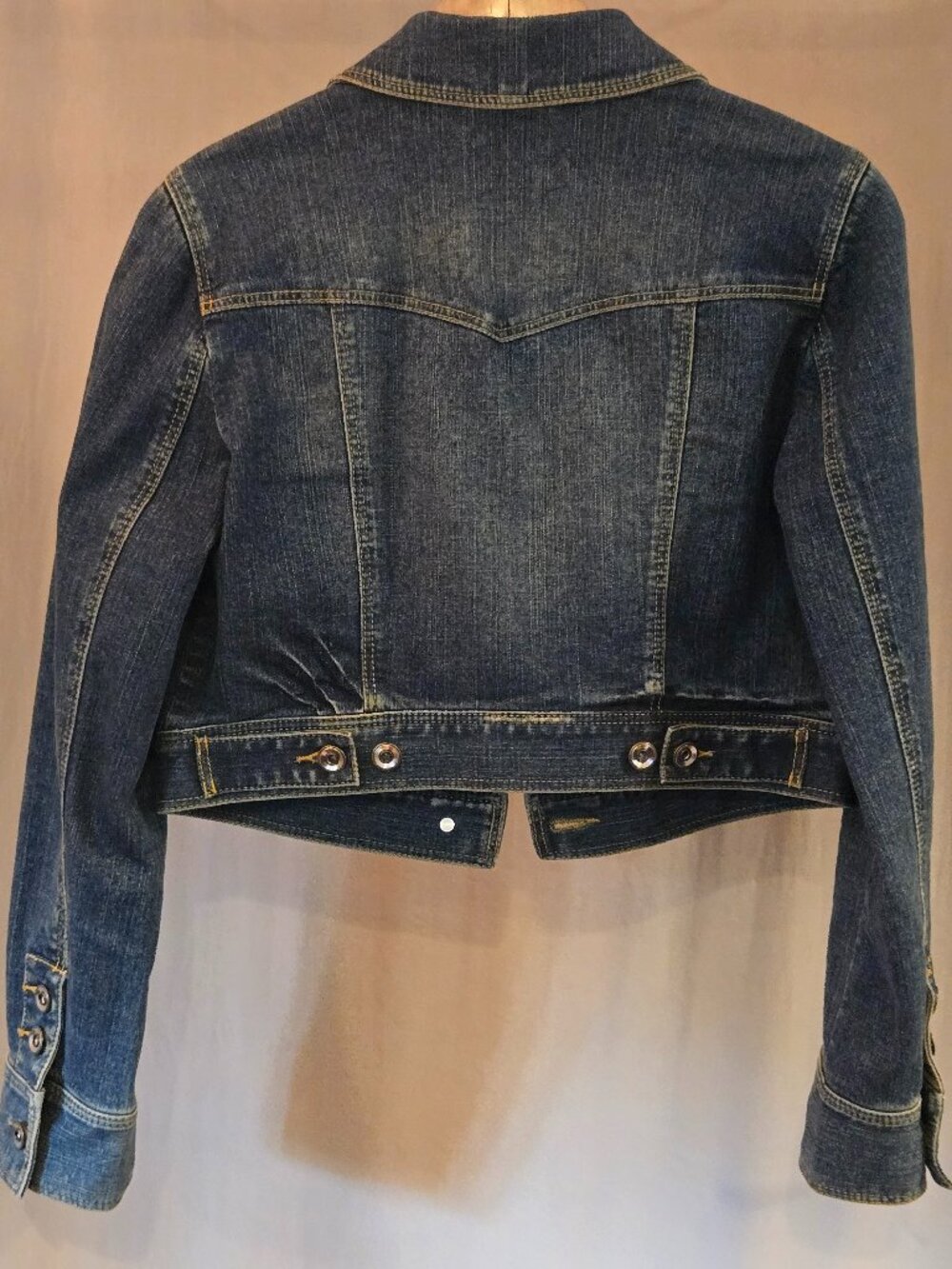 LOFT Blue Denim Cropped Jean Jacket Distressed Wash 1% Spandex Size 6 - Picture 3 of 12
